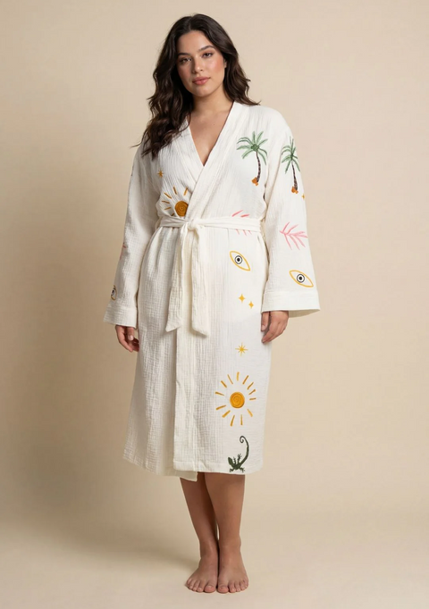 Tropical prints have arrived! 🌴