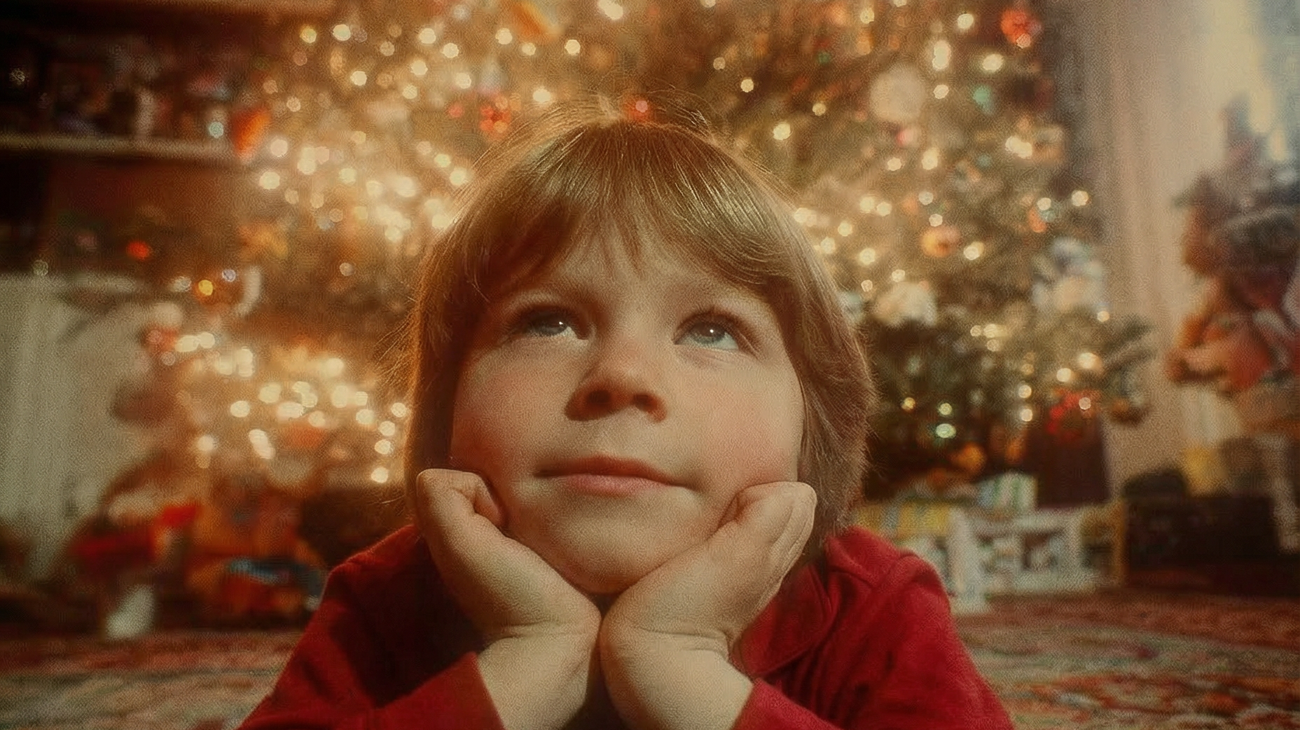 Behind the Scenes of Our Latest Collection: A Nostalgic Christmas Journey.